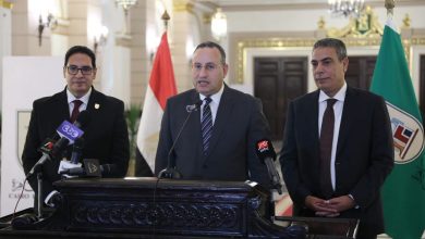 وزير التعليم العالي والقائم بعمل وزير الثقافة يتفقد جامعة القاهرة ويطمئن على انتظام الدراسة