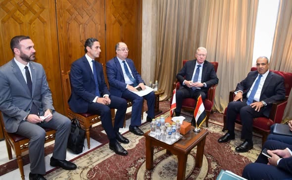 وزير الخارجية يبحث مع نظيره اللبناني سبل دعم مصر لسيادة لبنان ومؤسساته الوطنية