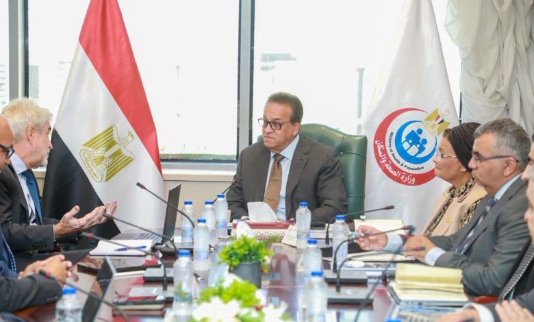 وزير الصحة يبحث سبل التعاون المشترك في القطاع الصحي مع شركة IQVIA