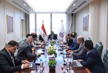 وزير الصحة يشهد توقيع بروتوكول تعاون مع هيلث كير لتوفير روبوتات جراحات المفاصل وتدريب الجراحين