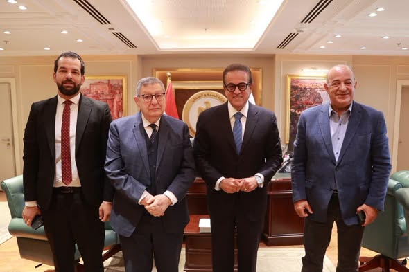 وزير الصحة يلتقي رئيس ونائب رئيس حزب المؤتمر