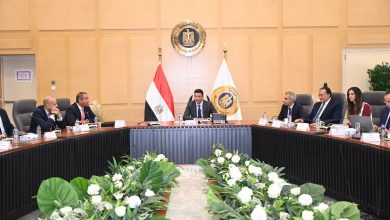 وزير الصناعة يبحث مع الجمعية المصرية للاستثمار المباشر ورأس المال المخاطر سبل التعاون مع الجمعية