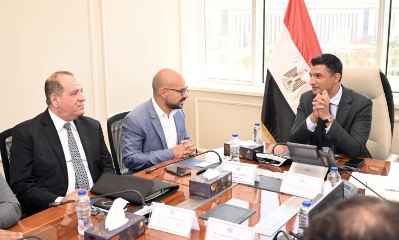 وزير الصناعة يبحث مع ممثلي شركة بيتي مصر للصناعات الغذائية موقف استثمارات الشركة حالياً وخططها المستقبلية للتوسع في السوق المصري