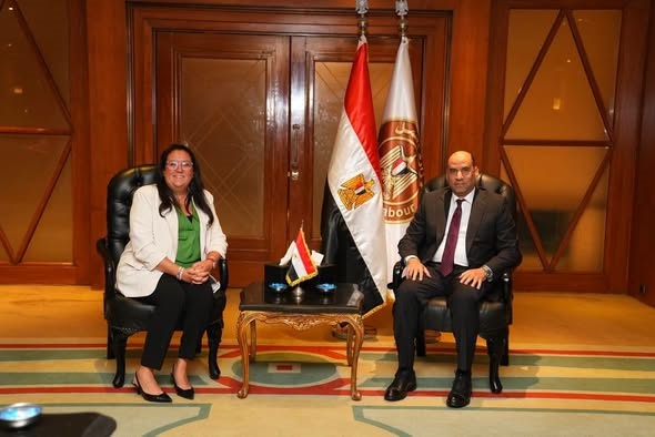 وزير العمل يلتقي رئيسة الوفد المغربي المشارك في مؤتمر العمل العربي