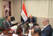 وزير الكهرباء يتابع مع الاستشاري الدولي مستجدات العمل على تحديث استراتيجية الطاقة المتكاملة والمستدامة حتى عام 2040
