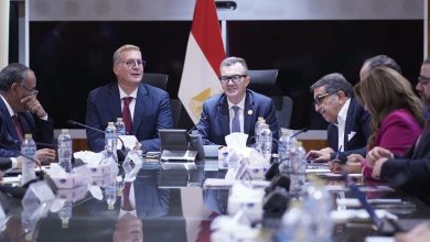 وزيرا التخطيط والبترول يناقشان تطورات أداء قطاع البترول وتطوير الخدمات المقدمة للمواطنين