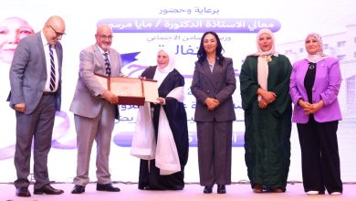 وزيرة التضامن الاجتماعي تشهد احتفالية تخريج الدفعة الأولى من معهد الدكتورة عبلة الكحلاوي الثانوية الفنية للتمريض