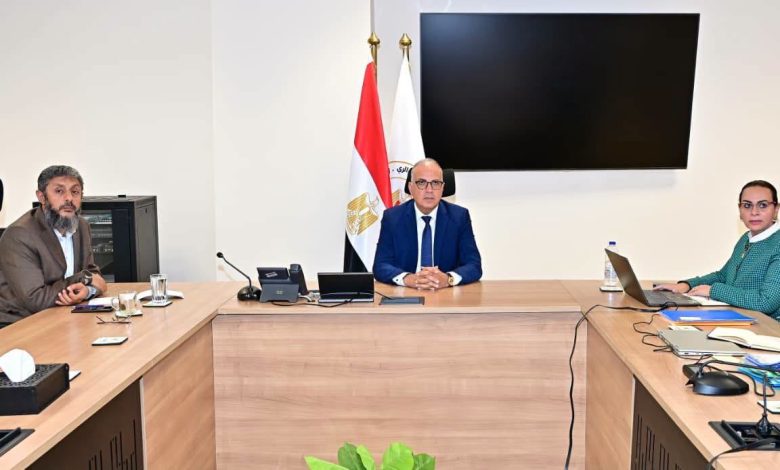 الدكتور سويلم يتابع جهود تعزيز التكيف المناخي ووضع رؤية متكاملة ومستدامة لإدارة السواحل المصرية