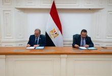 الهيئة العامة للتأمين الصحي الشامل توسّع شبكة مقدمي الخدمة وتوقّع عقد اتفاق مع مستشفى سموحة الجامعي التخصصي بالإسكندرية