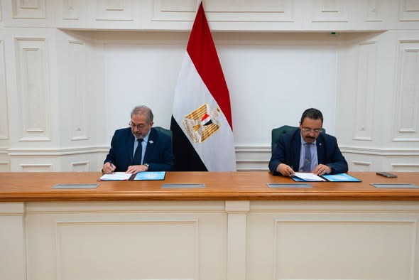 الهيئة العامة للتأمين الصحي الشامل توسّع شبكة مقدمي الخدمة وتوقّع عقد اتفاق مع مستشفى سموحة الجامعي التخصصي بالإسكندرية
