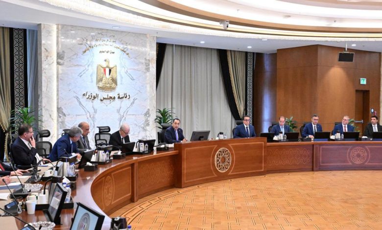 رئيس الوزراء يترأس اجتماع اللجنة المركزية لإدارة الأزمات