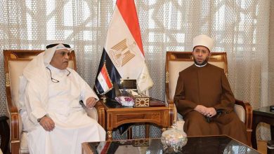 وزير الأوقاف يبحث مع مدير المكتب الكويتي للمشروعات الخيرية بالقاهرة آفاق التعاون المشترك