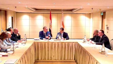 وزير البترول يبحث مع وزير الطاقة القبرصي تسريع مشروعات ربط الغاز القبرصي بالبنية التحتية المصرية