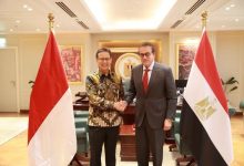 وزير الصحة والسكان يلتقي نظيره الإندونيسي لبحث تعزيز التعاون الصحي