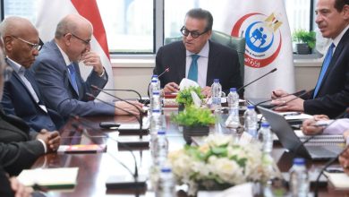 وزير الصحة يستقبل وفدًا من منظمة الصحة العالمية لاستعراض الخطوات التنفيذية