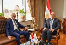 وزير الموارد المائية والري ومحافظ شمال سيناء يبحثان موقف المشروعات المائية بنطاق محافظة شمال سيناء