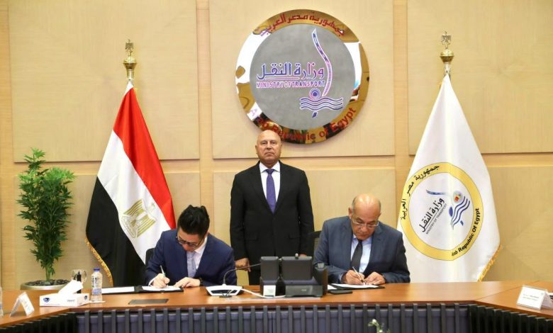 وزير النقل يشهد توقيع مذكرة تفاهم لإنشاء محطة الإسكندرية للصب الجاف غير النظيف بميناء المكس