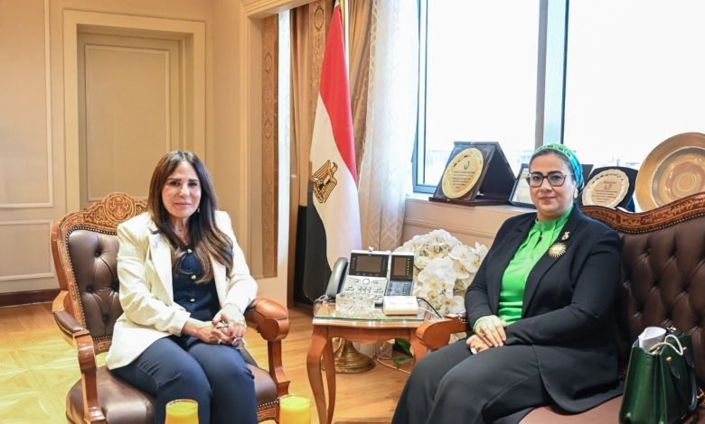 وزيرة الإسكان تبحث مع رئيسة المجلس القومي للمرأة تعزيز التعاون المشترك