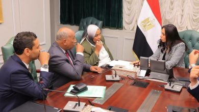 وزيرة التضامن الاجتماعي تلتقي عددًا من أعضاء مجلس النواب.. وتوجه بسرعة بحث وحل مشكلاتهم
